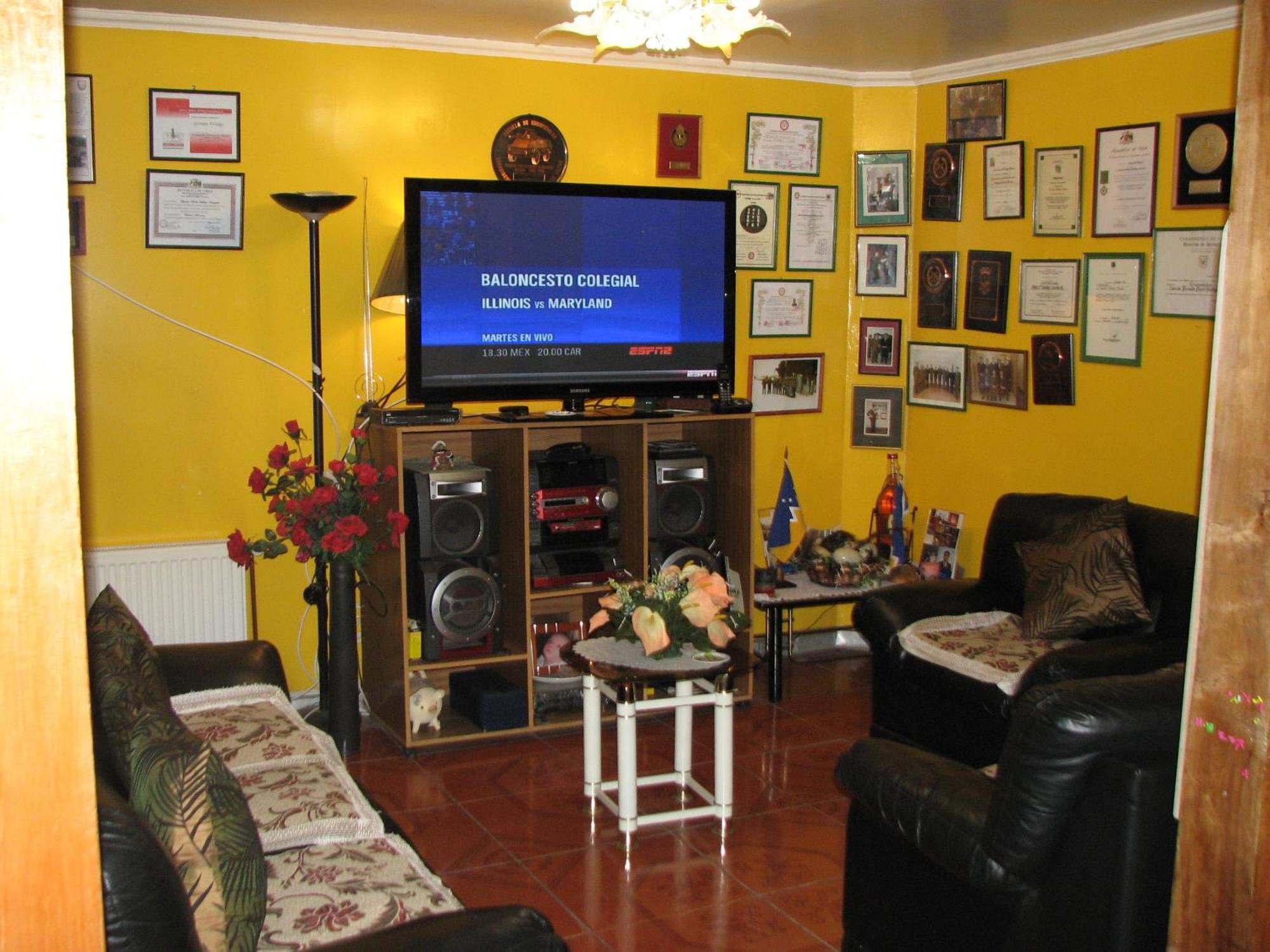 Hostal El Mirador Пунта-Аренас Экстерьер фото
